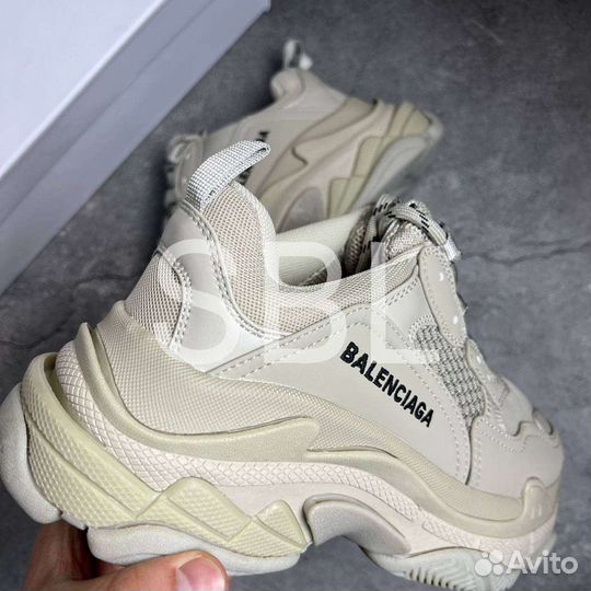 Balenciaga Triple S