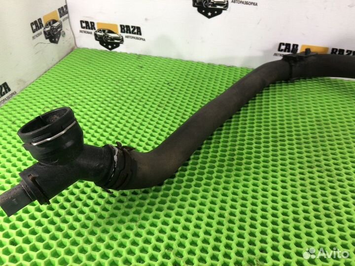 Патрубок радиатора нижний