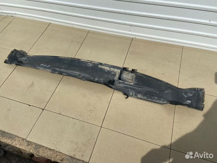 Планка под жабо Ford Focus 2