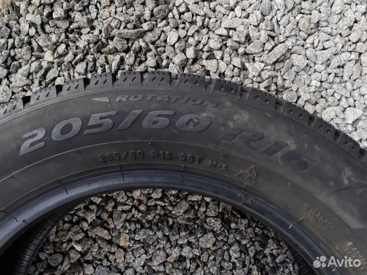 Pirelli Ice Zero 205/60 R16 101T