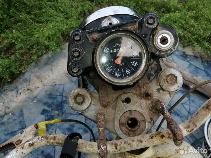 Мотоцикл паннония Т5