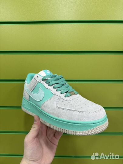 Кроссовки nike женские