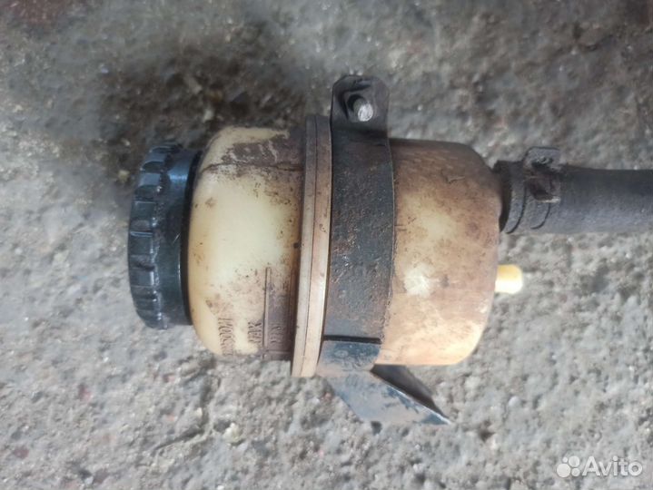 Бачок гур Daewoo Nexia A15MF