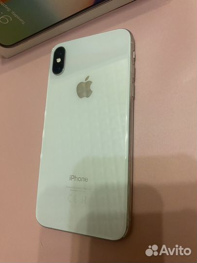 iPhone X