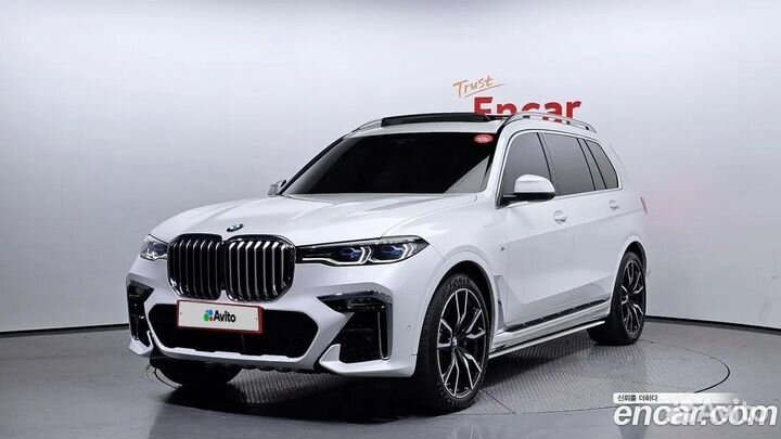 BMW X7 3.0 AT, 2022, 5 000 км