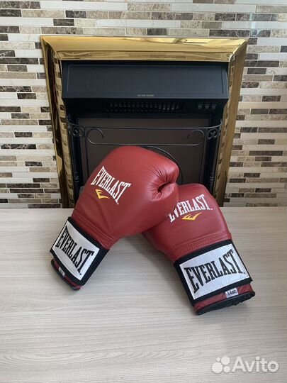 Боксерские перчатки everlast 14 унций