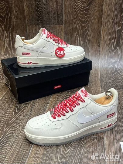 Кроссовки Nike supreme