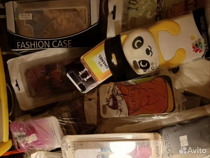 Чехлы на телефон iPhone 5