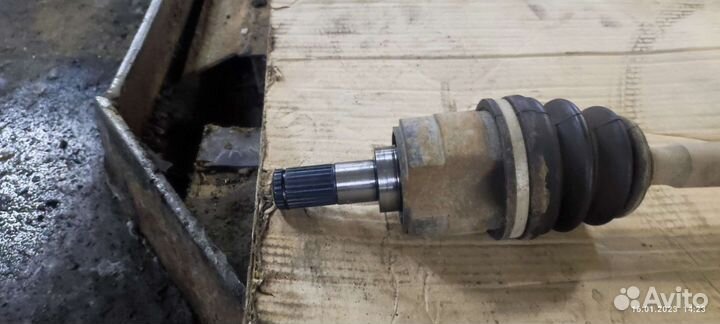Приводной вал На kia Рио 3