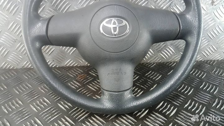 Руль Toyota Corolla 9 (E120/E130) рест. 2005