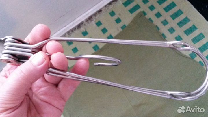 Вешалки для одежды металлические- 4 шт