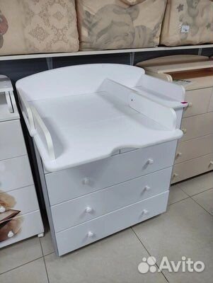Детская кровать, пеленальный комод