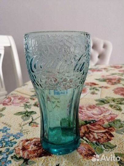 Стакан Кока-Кола