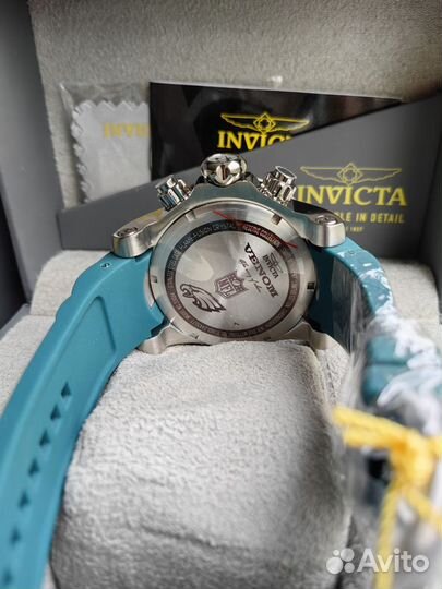 Яркие Спортивные Мужские Часы Invicta Venom Крупны