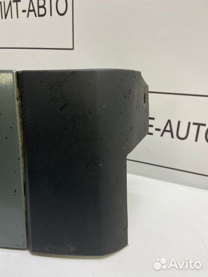 Накладка крыла передняя правая Lr Range Rover