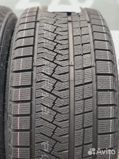 Triangle PL02 235/55 R18 105V