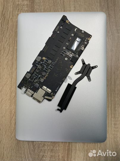 Материнская Плата MacBook Pro A1502