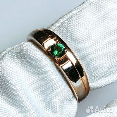 Золотое кольцо с камнем 16р