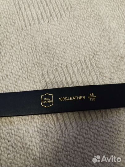 Мужской кожаный ремень черный