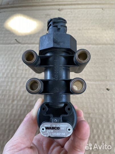 Датчик положения кузова на маз Новый