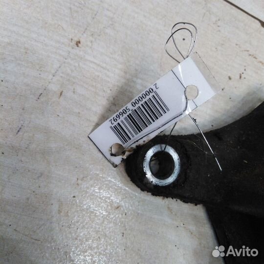 Полуось правая привод Mazda 323 1.6i МКПП