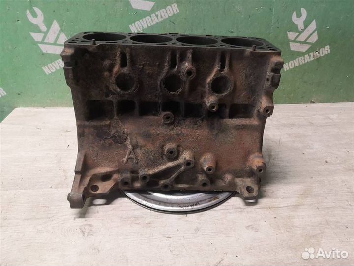 Блок двигателя Фольксваген Гольф 3 Венто