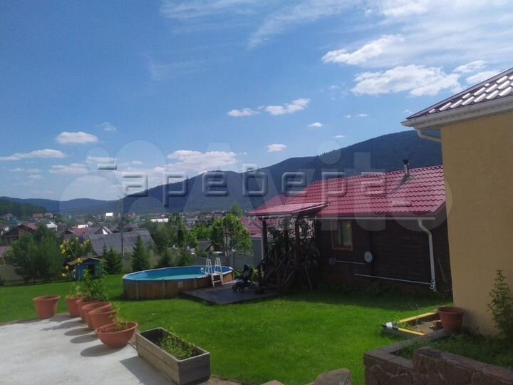 Коттедж 274,5 м² на участке 20 сот.