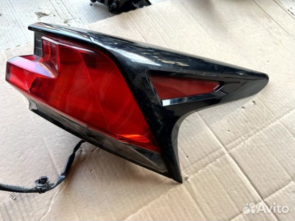 Фонарь в крыло правый Лексус нх рестайлинг