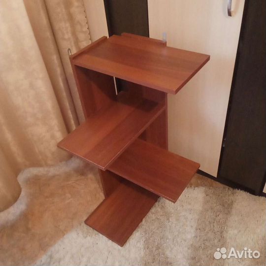 Полочка навесная