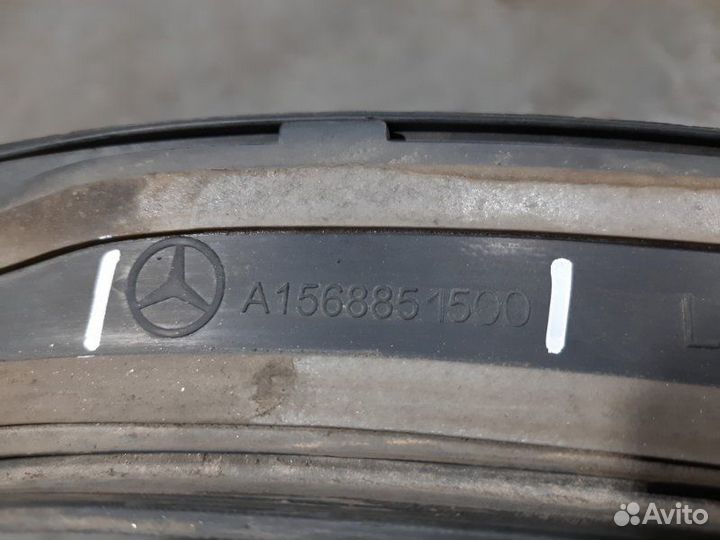 Накладка заднего крыла левого Mercedes-Benz