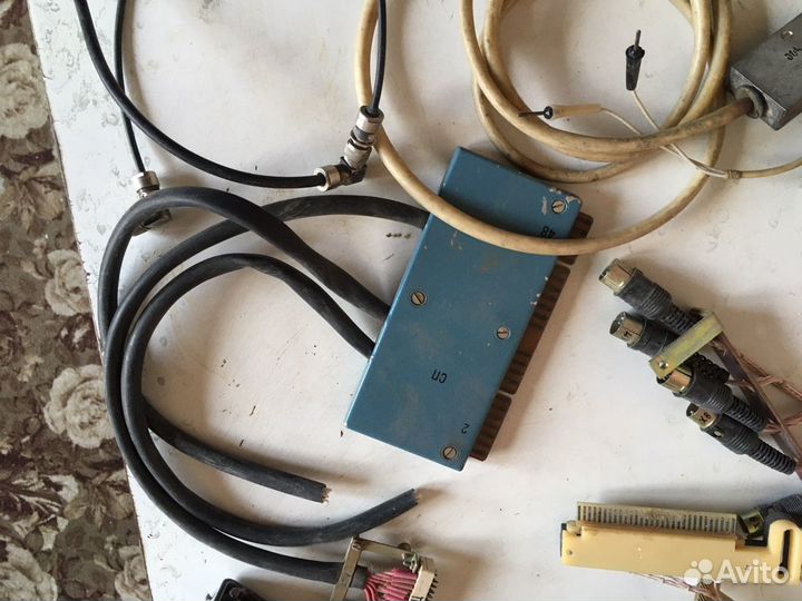 Шнуры и кабели