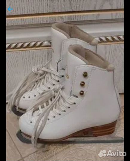Фигурные коньки jackson elle