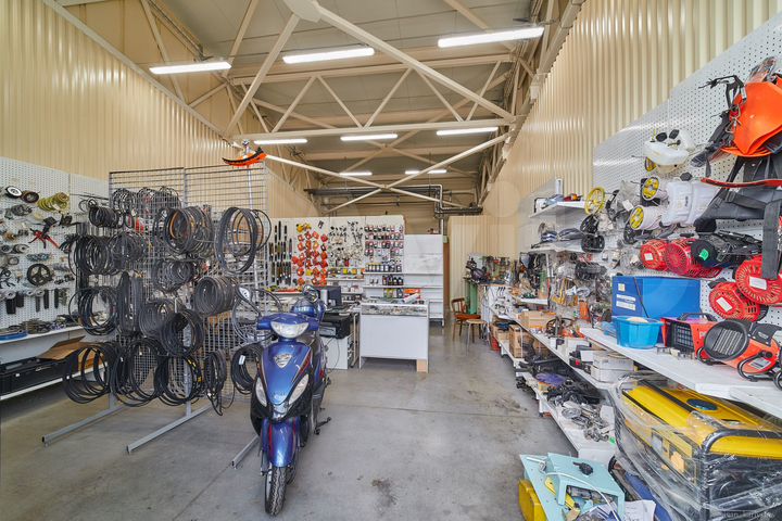 Склад, офис, магазин 155.8 м²