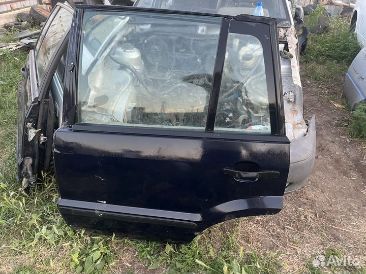 Задняя левая дверь Ford fusion