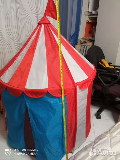 Палатка, шатер. Очень удобная, тем более жара