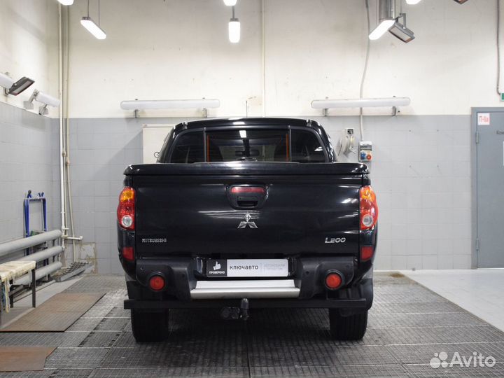 Mitsubishi L200 2.5 AT, 2012, 128 000 км