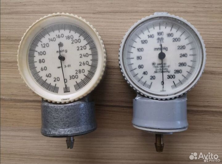 Дисцилятор приставка змеевик, Манометр