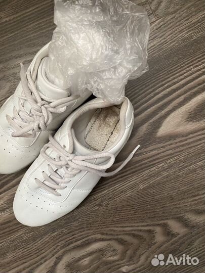 Джазовки белые