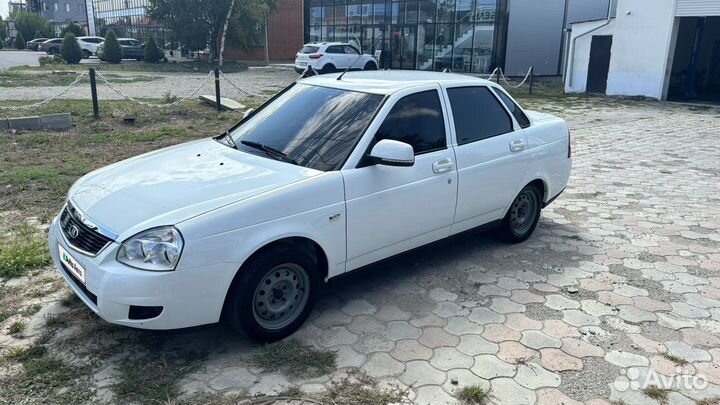 LADA Priora 1.6 МТ, 2017, 100 000 км