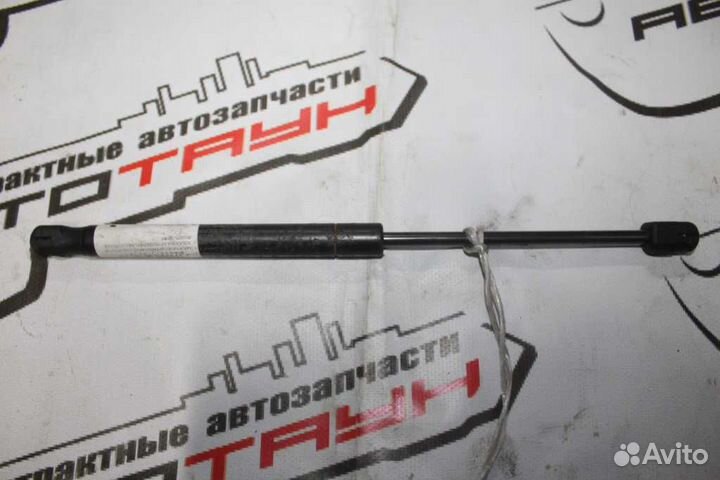 Амортизатор капота nissan infiniti EX25 EX35 EX37