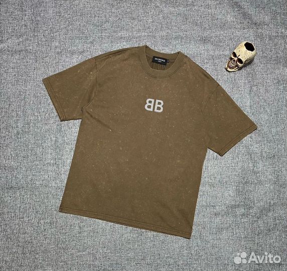 Футболка Balenciaga