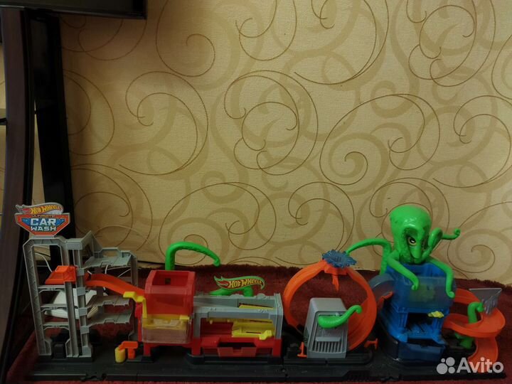 Хотвилс трек Осьминог