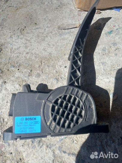 Электронная педаль газа