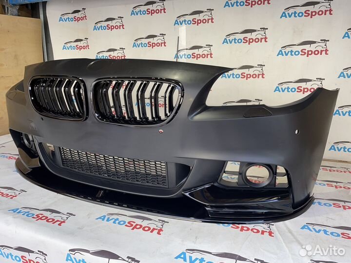 Передний бампер BMW 5 F10 стиль M Performance LCI