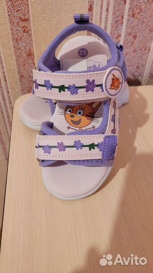 Босоножки для девочки 25