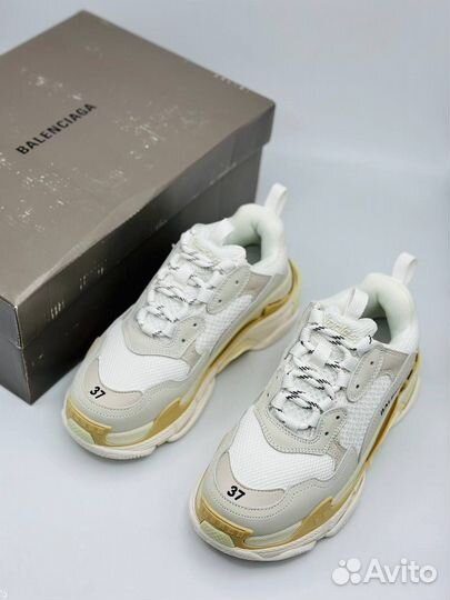 Кроссовки balenciaga triple s