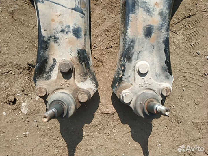 Рычаг передний skoda superb 2 2014 г