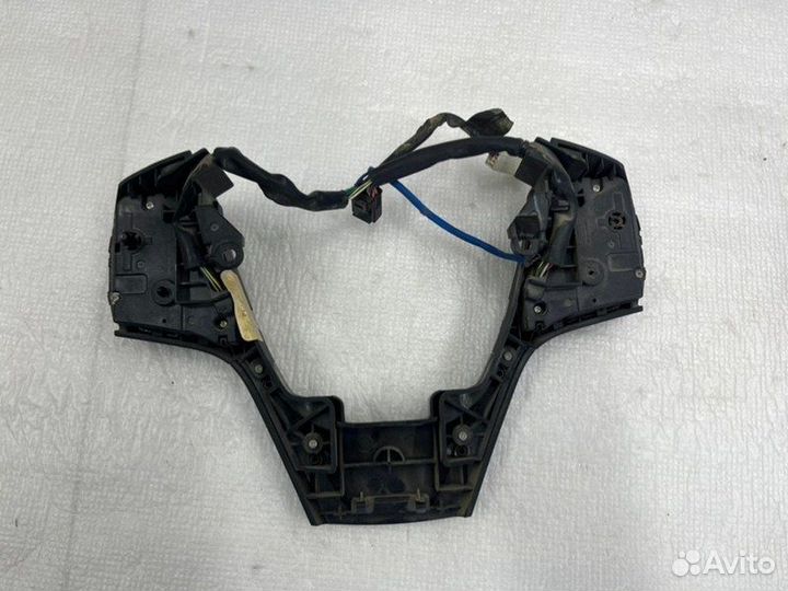 Кнопки на руль Toyota Camry V55 2014-2018