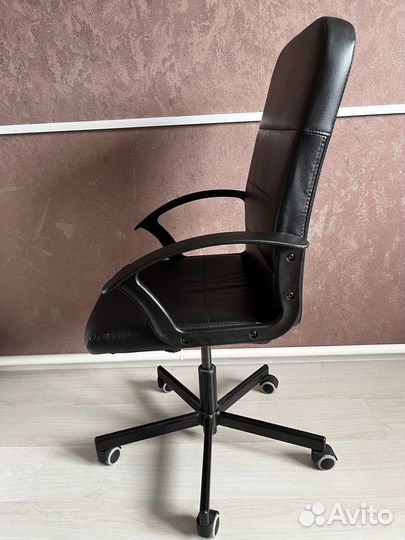 Компьютерный стул