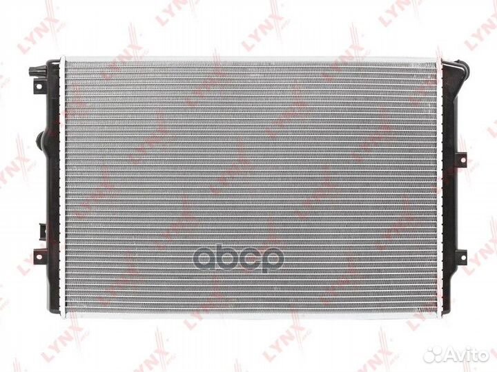 Радиатор охлаждения двигателя CR 2032 000S;DRM3